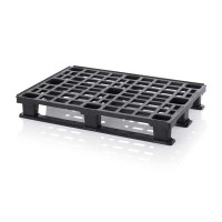 Lightweight 3 skid pallet with safety edges